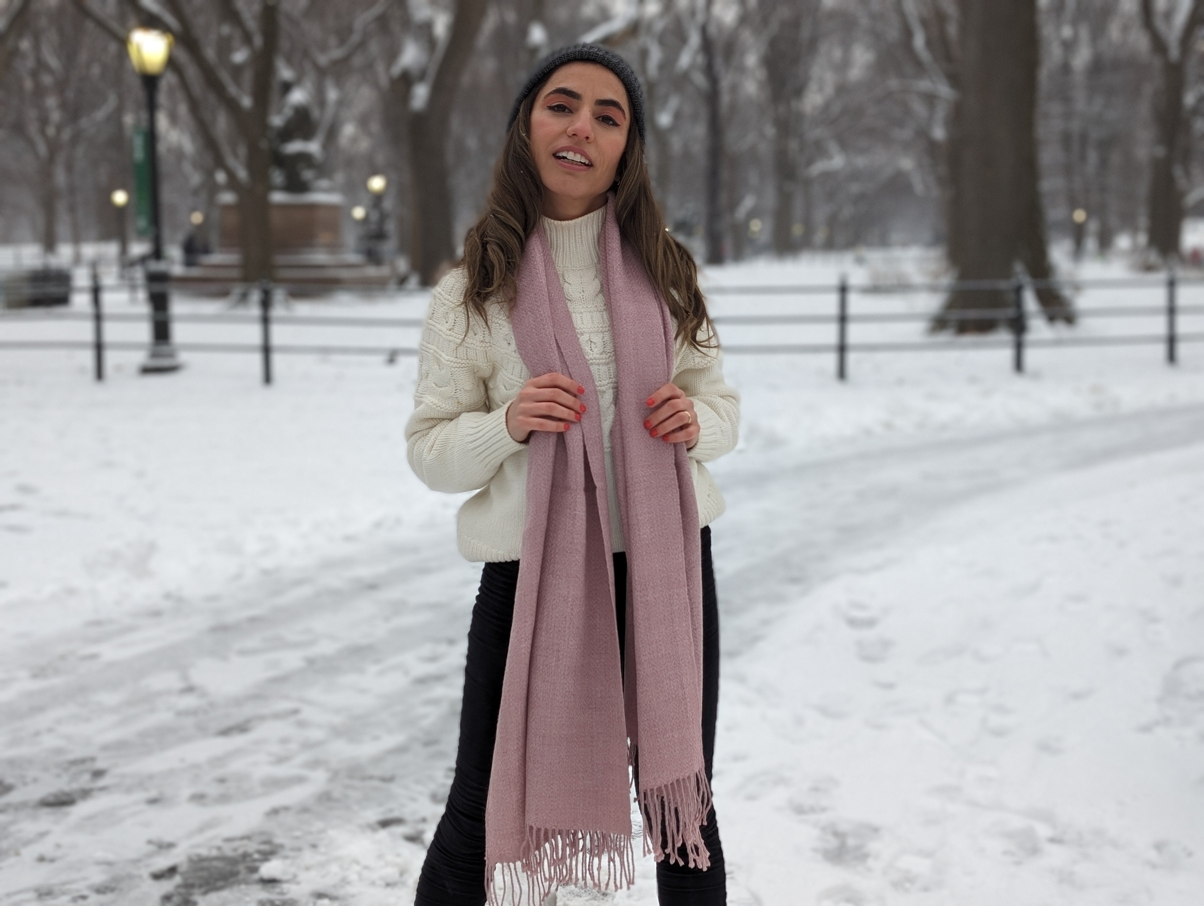 Eminé Stole - Handwoven Alpaca Stole in Andes Pink