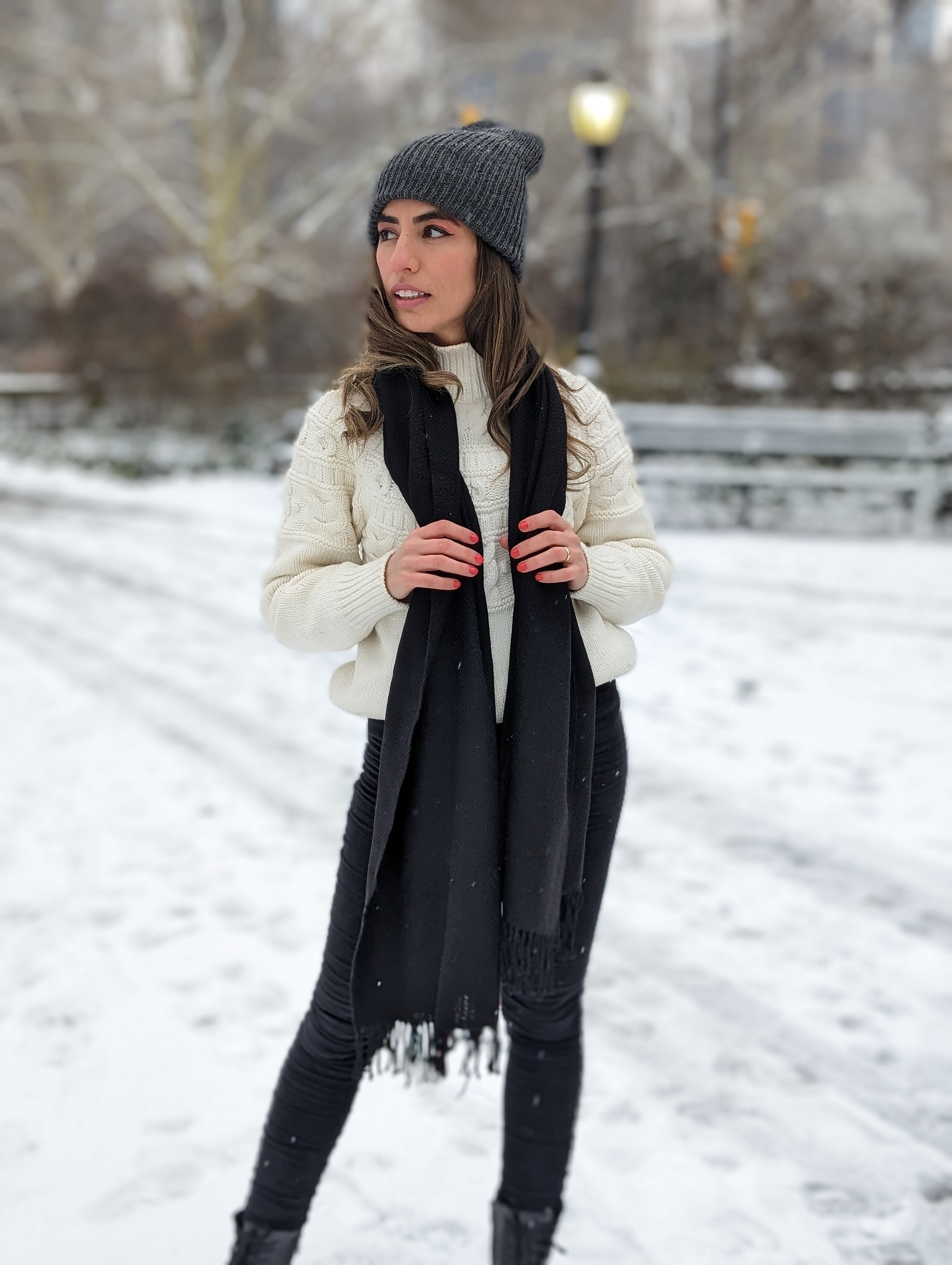 Eminé Stole - Handwoven Alpaca Stole in Andes Black