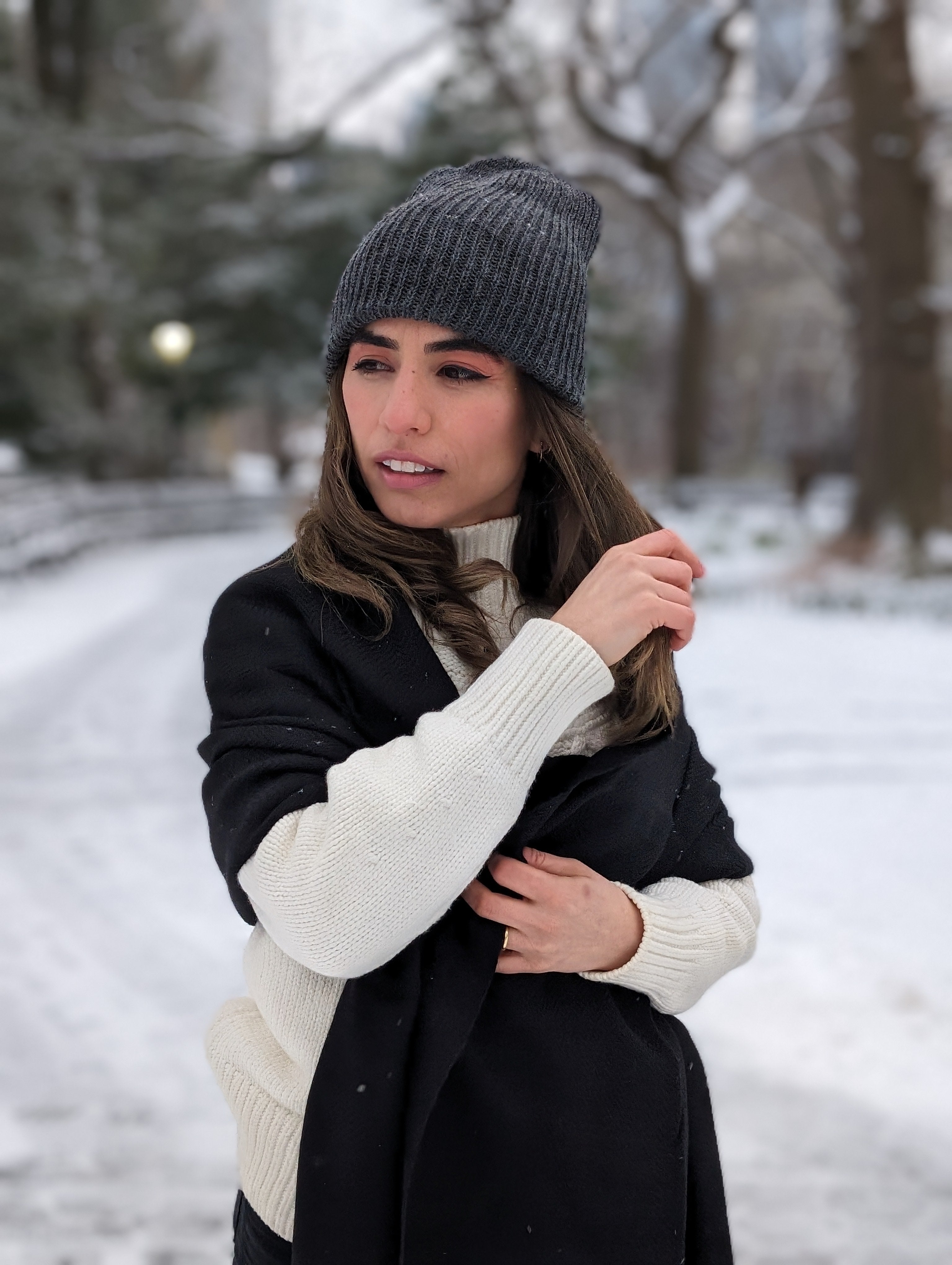 Eminé Stole - Handwoven Alpaca Stole in Andes Black